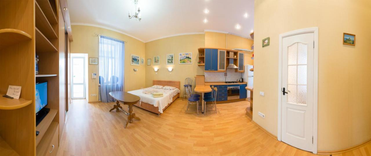 Central Area Apartments Kiev Buitenkant foto