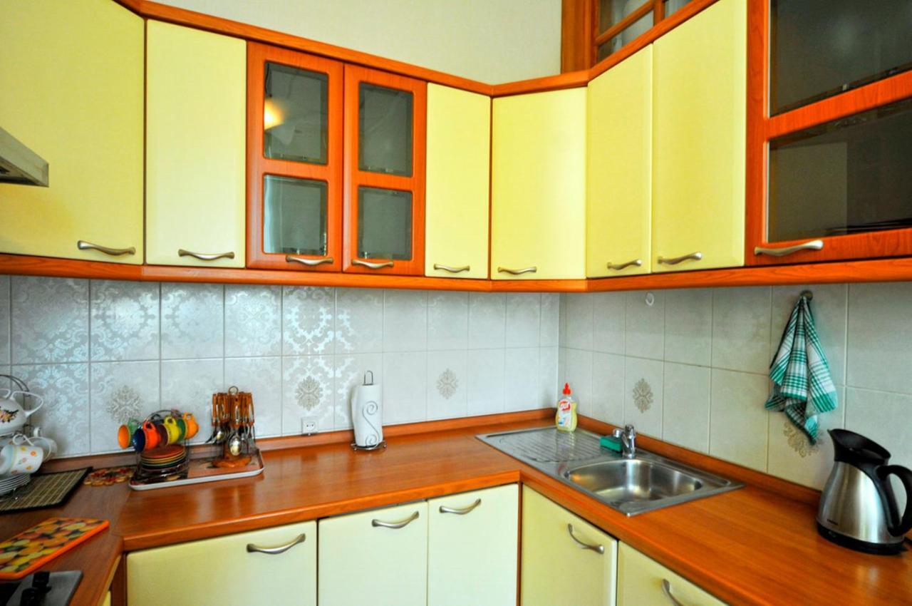 Central Area Apartments Kiev Buitenkant foto