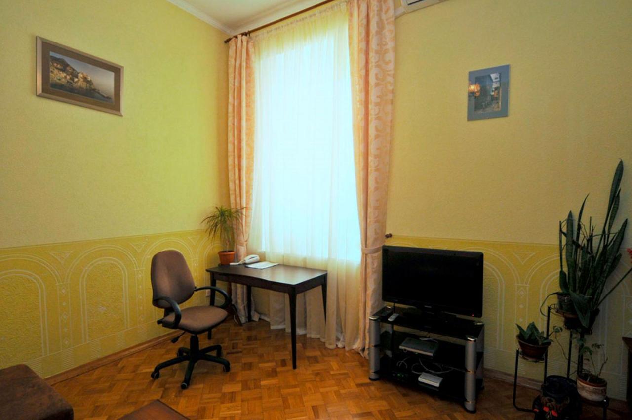 Central Area Apartments Kiev Buitenkant foto