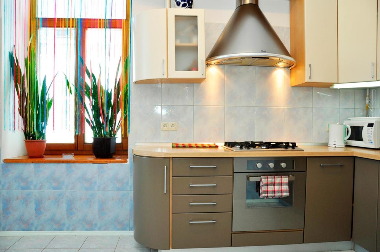Central Area Apartments Kiev Buitenkant foto
